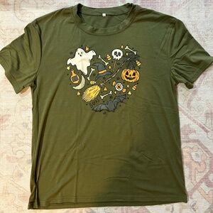 Halloween tee Large